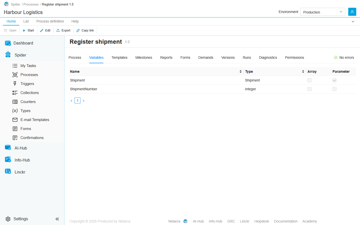The Variables tab of Register shipment: the variables Shipment and ShipmentNumber, with their type, and whether each is an array or a parameter